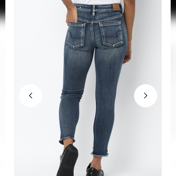 American Eagle High Rise Jeggings Crop Skinny Jeans Frayed Stretchy Dark Size 10 - Picture 3 of 14